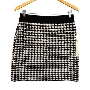 NWT KENAR Houndstooth Knit Mini Skirt Black White Women's Size M